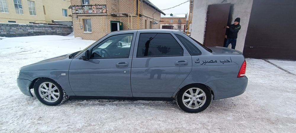 Ваз приора  седан