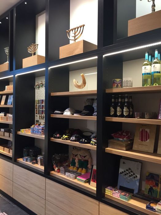 Торговые стелажи