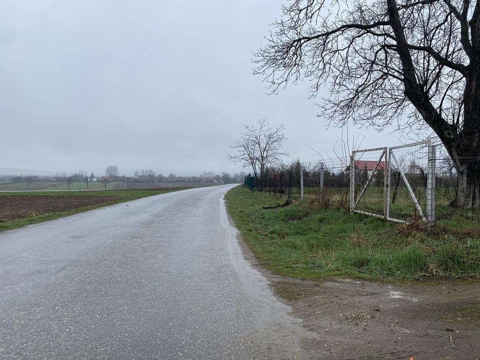 Vand teren intravilan Comana de Jos jud Brasov