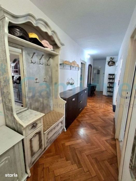 GAMINVEST Apartament cu 4 camere de vanzare Sanmartin, BihorV4327