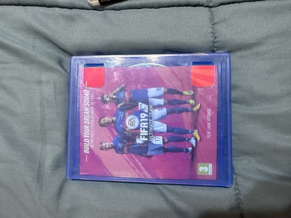 Vind fifa 19 si fifa 23 + GTA 5