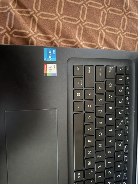 Laptop Asus Vivoobook