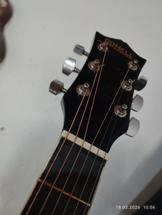 Gitara satiladi 38 lik