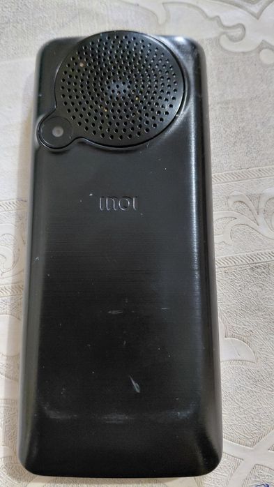 Продам  телефон indi