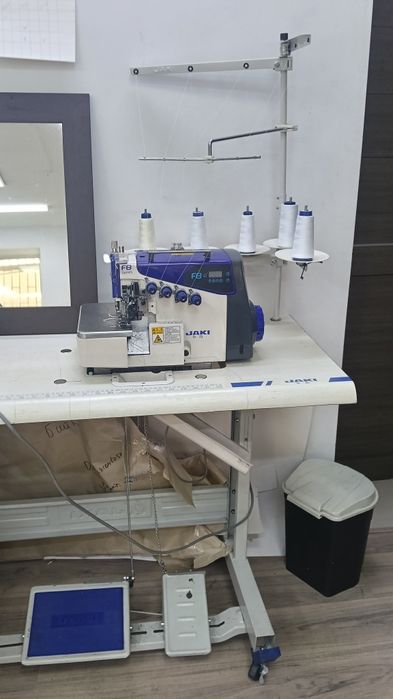 Продается оберлок