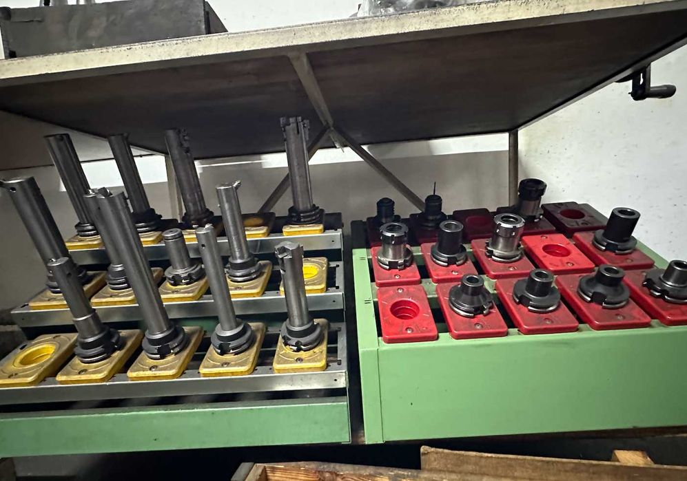 Set conuri și port scule