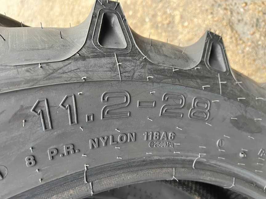 Anvelope noi pentru tractor fata 11.2-28 cu 8 pliuri cu garantie