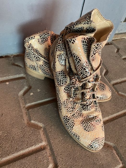 Осенние сапоги кожа