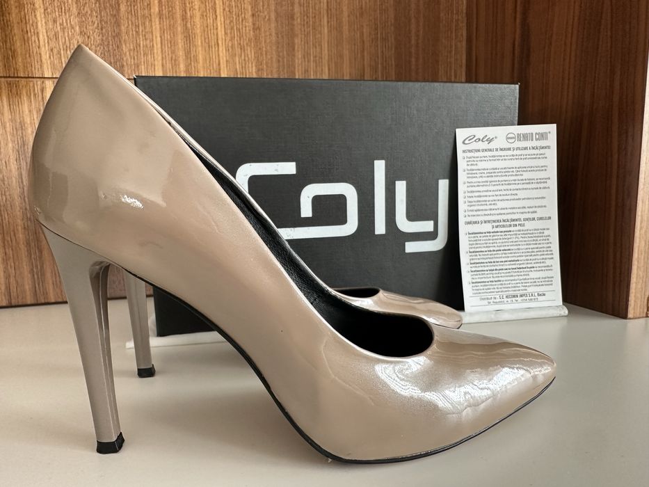Pantofi eleganti Coly, piele lacuita, model stiletto marimea 38