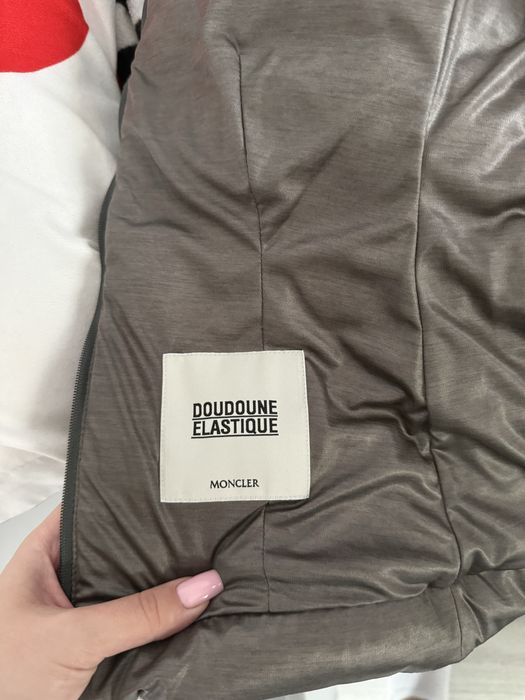 Geaca Moncler Gri