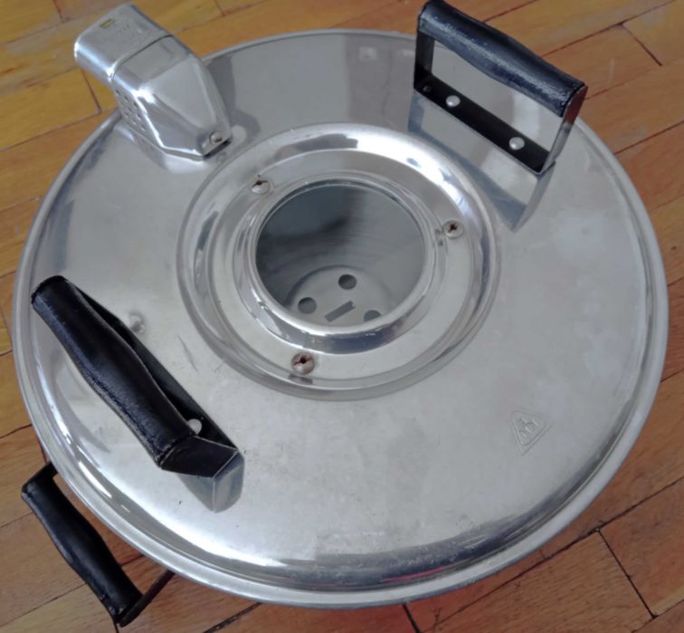 Електрическа тенджера.Пълен комплект.За вкусно икономично готвене.