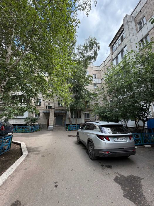 Продам 2 комнатную квартиру