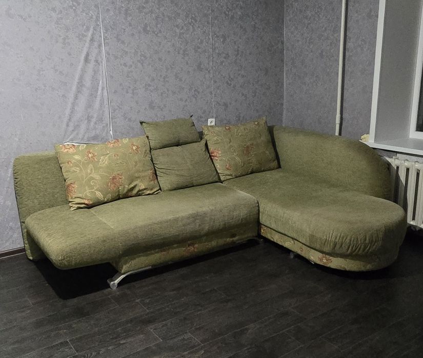 Продам диван в хорошем состоянии  и кресло