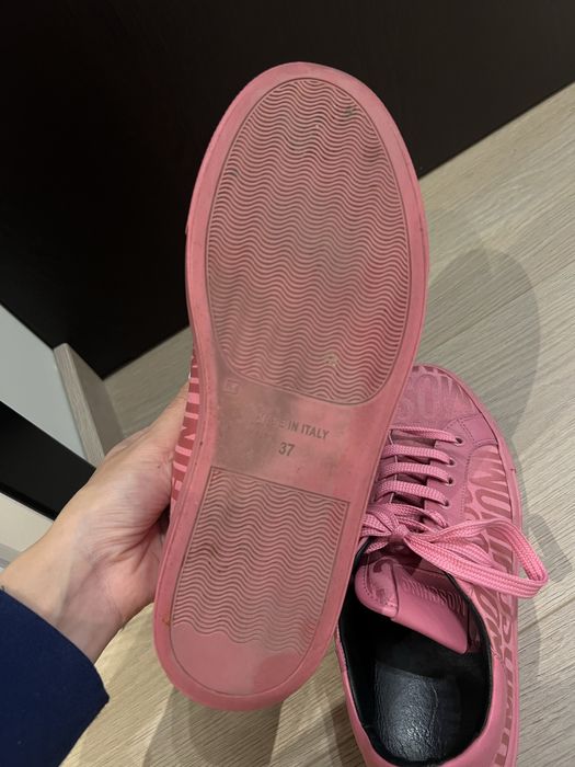 Moschino розови сникърси