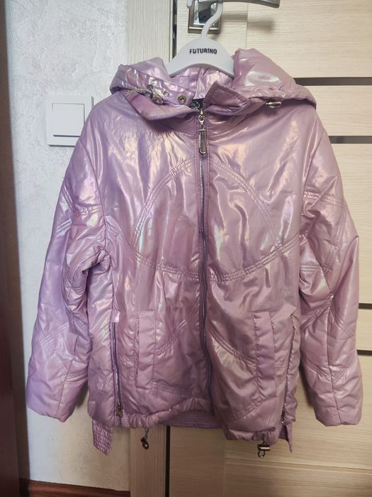 Продам детские куртки