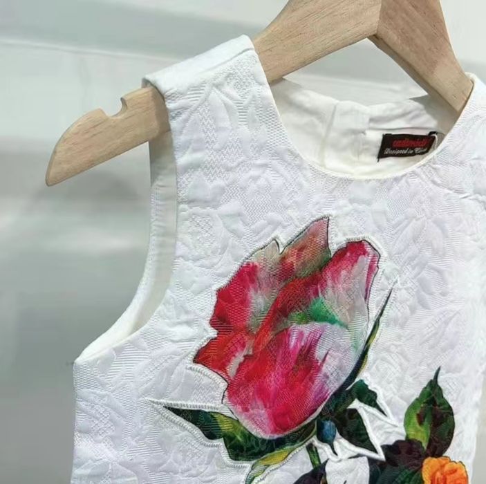 Нарядное детское платье. На 6-7 лет