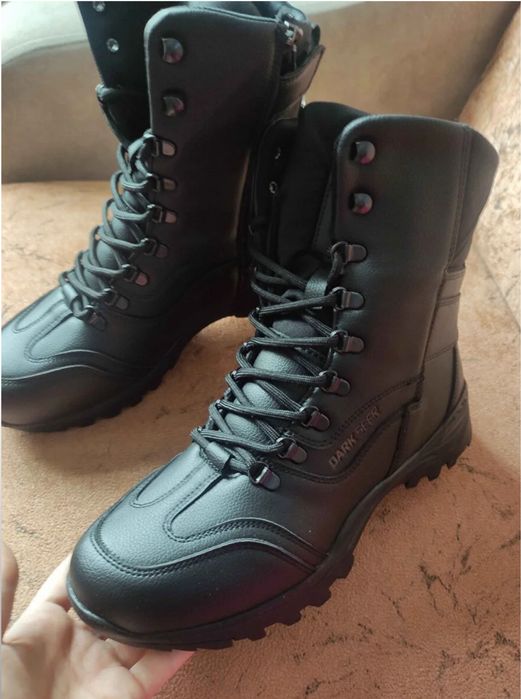 Ghete bocanci militari