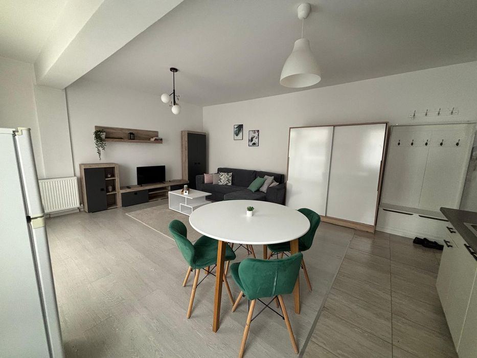 Închiriez apartament 2 camere Floresti, Terra, Șesul de Sus, parcare