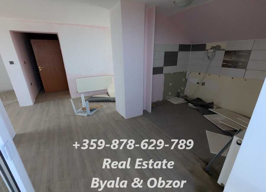 Продава се Едностаен апартамент в Бяла - 54 кв.м за 926 €/кв.м - Снимка #3