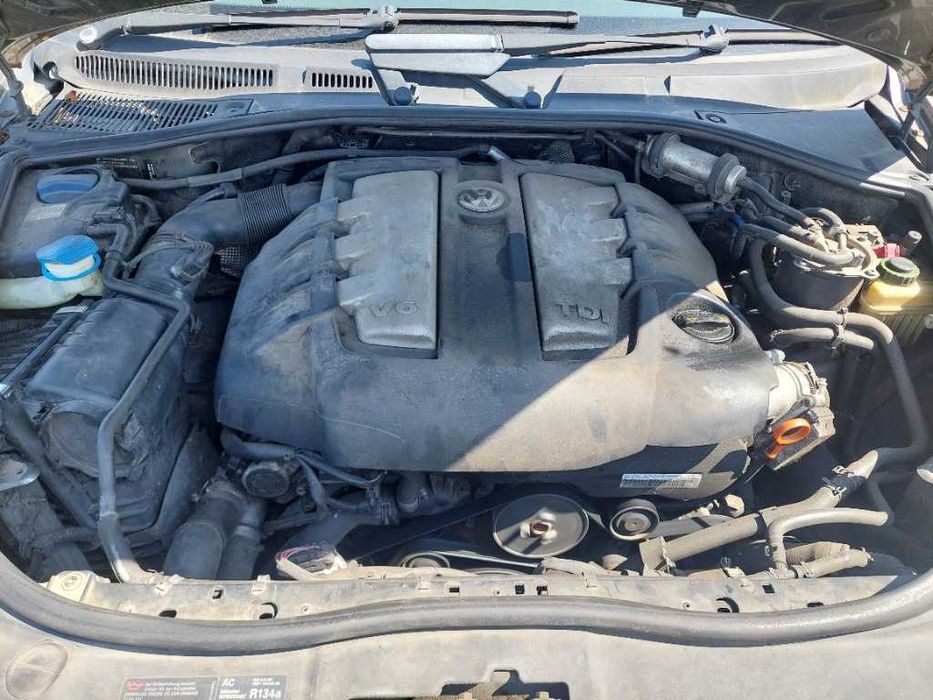 Dezmembram Volkswagen Touareg 7L 3.0 tdi 176 KW An 2010
Cod motor CASA