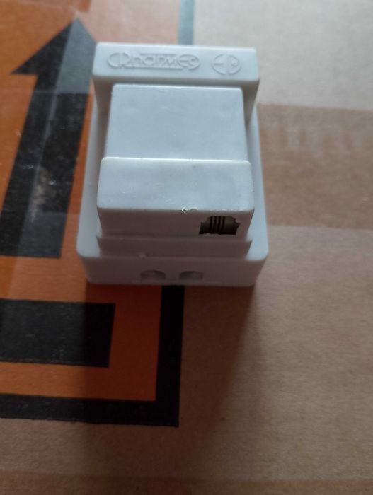 Телефонная розетка