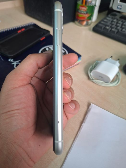 Iphone 11 64gb white