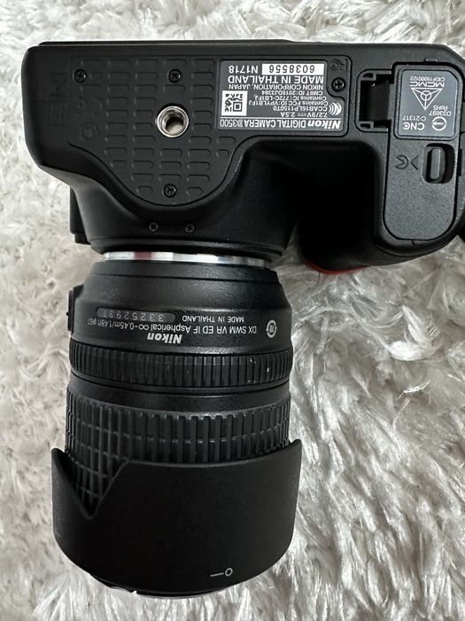 Nikon D3500 cu obiectiv