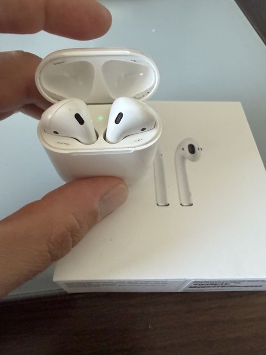 Слушалки Apple Airpods 2 Gen