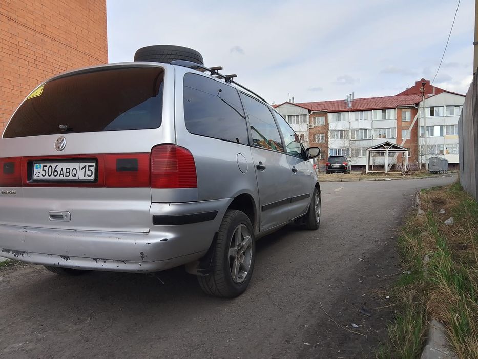 Продам машину 7 мест