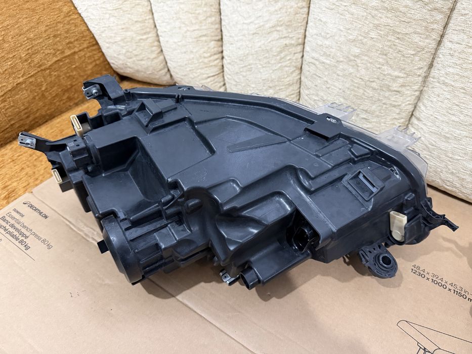 Faruri, Far stanga / Far dreapta VW Polo 2G Facelift 2021-2025