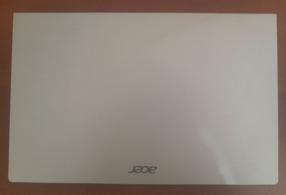 СРОЧНО ПРОДАЮ Ноутбук Acer Aspire 3  A325-45