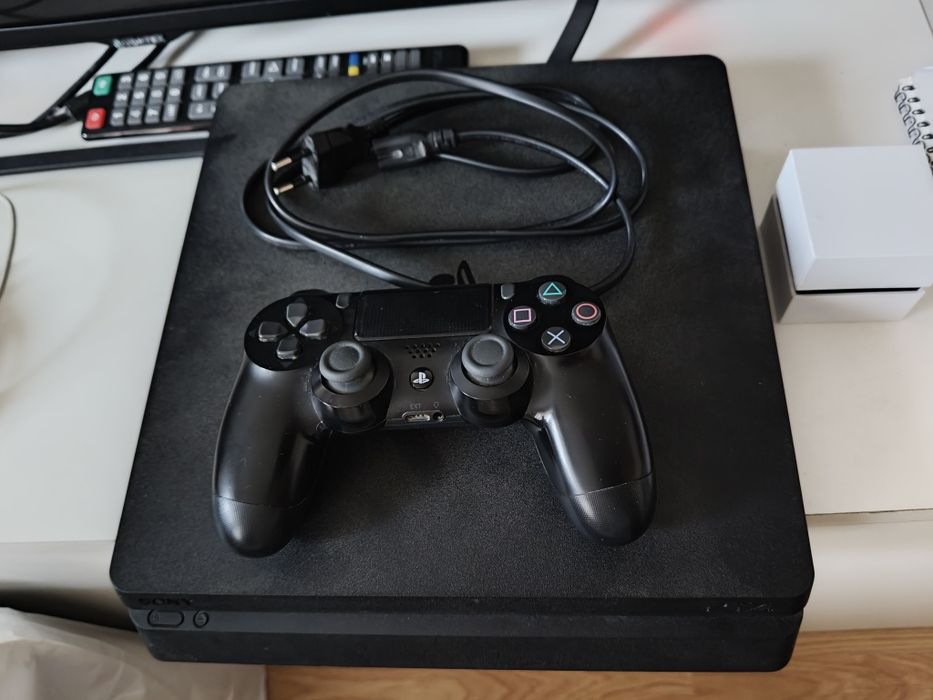 Ps4 slim MODAT cu goldhen