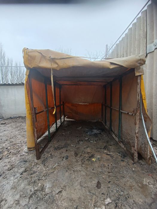 LABO uchun sariq tent