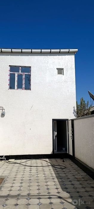 Продаю двухэтажный новый дом яшнободе пятикомнатные два санузел 120 м²