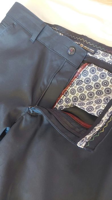 Pantaloni de barbati