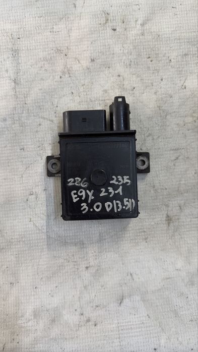 Реле за подгревни свещи за БМВ Е90 Е91 Е92 Е93 6цил