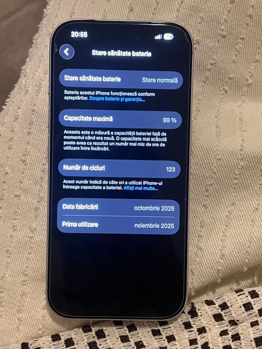 Vând iphone 17 pro