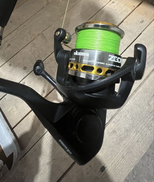 Lanseta Okuma Safina-X Spin+ Mulineta Okuma Zeon ZN 25a