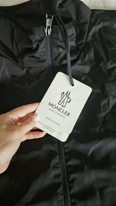Geaca Moncler nr 6 XXL noua originala