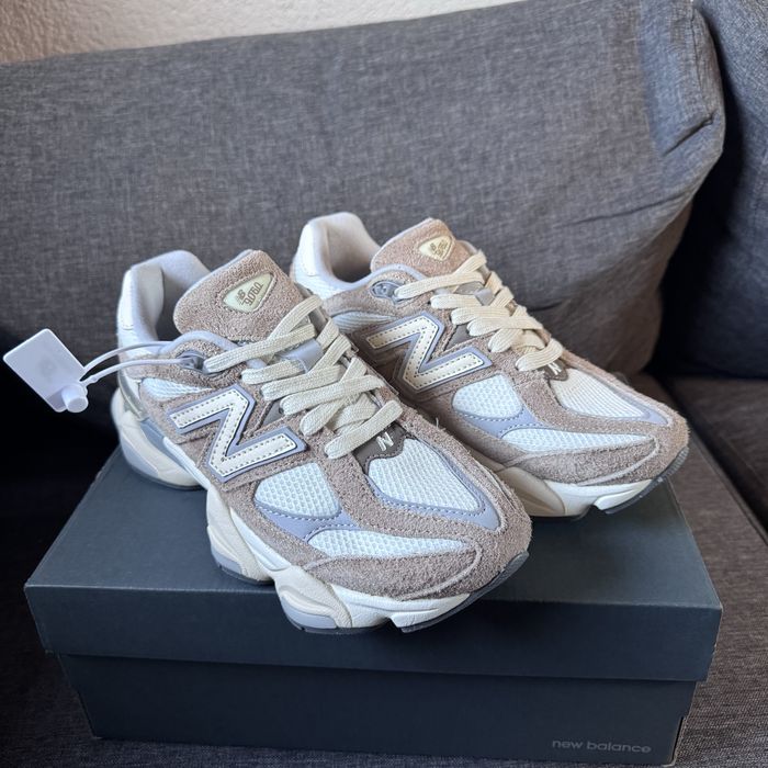 New Balance 9060 beige, mărime: 38