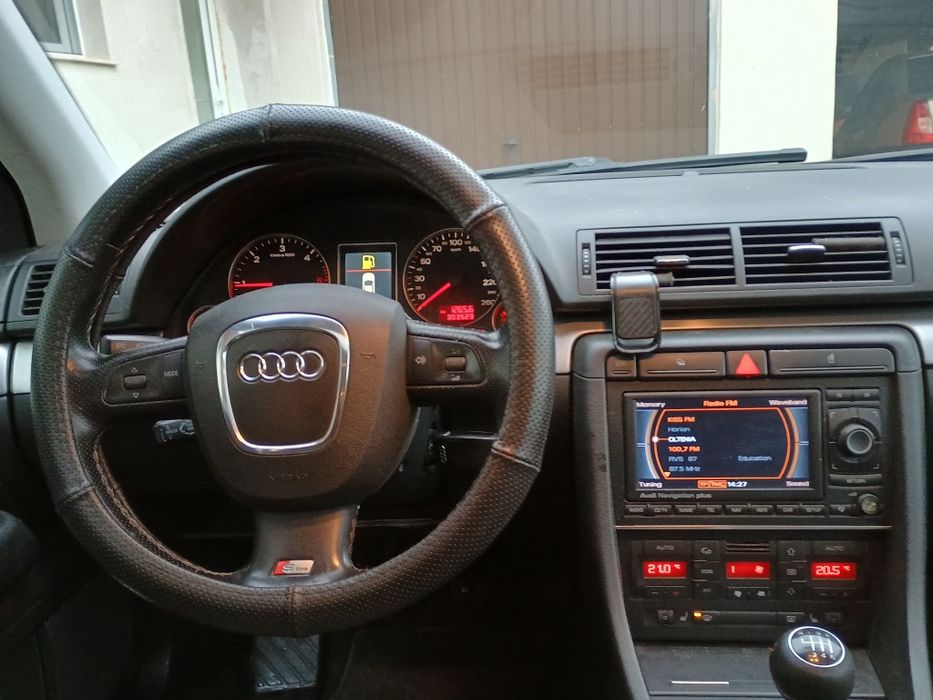 Vând Audi A4 Sline