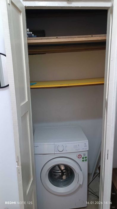 Închiriez garsonieră zona Emanuel