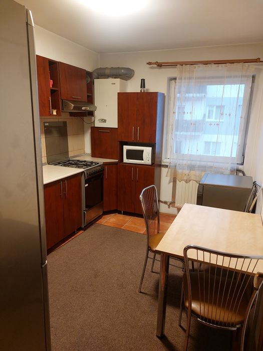 inchiriez apartament 2 camere str Stejarului  Floresti