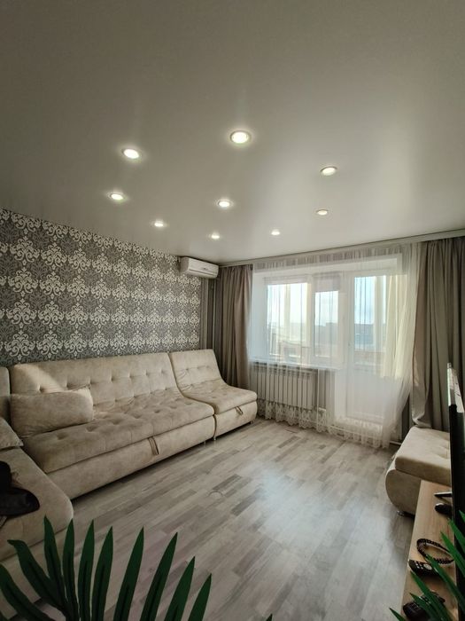 Продам 3 комн.кв, 9/9, Абая, 72