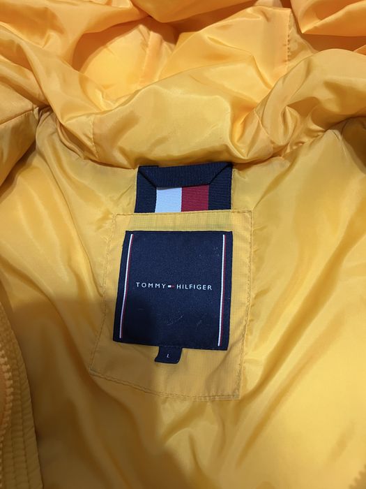 Geacă Tommy Hilfiger Galbenă – Mărimea L
