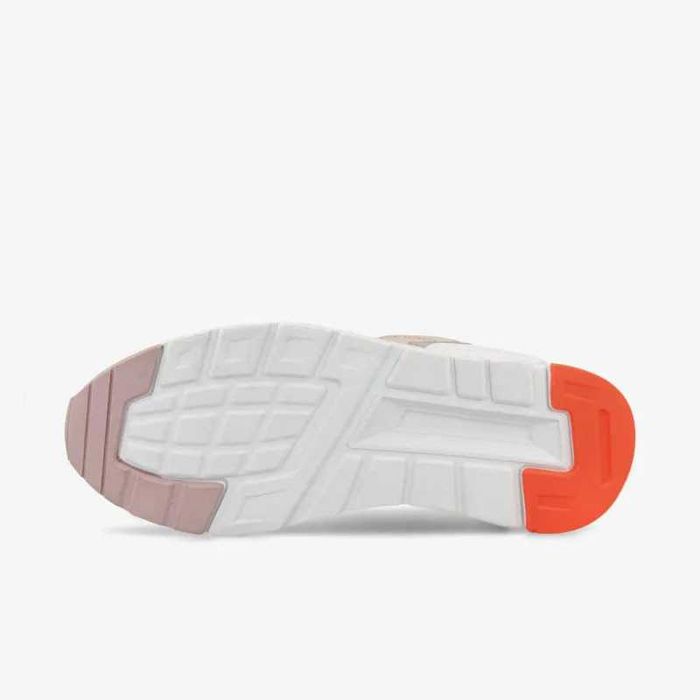 Нови дамски маратонки CHAMPION. Размер 39-39,5