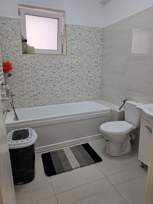 Apartament de închiriat