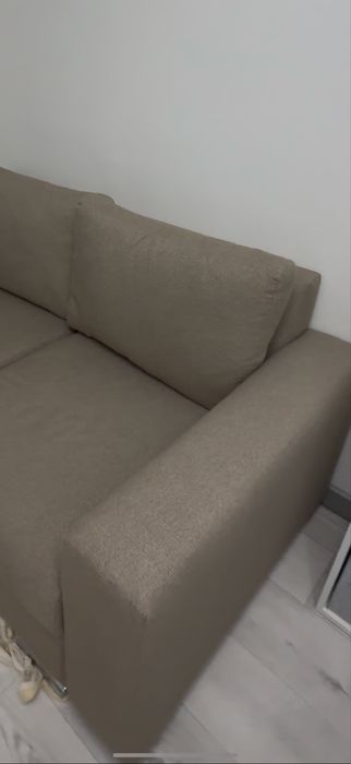 Диван двухместный