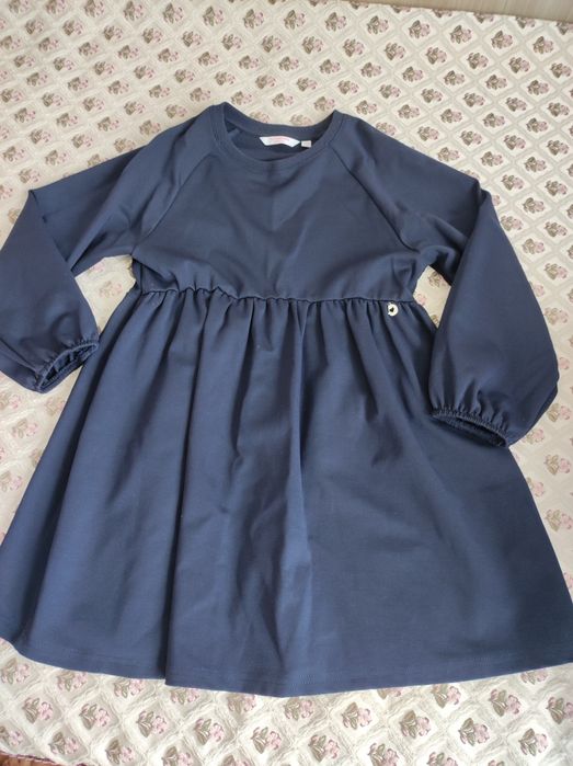 Продам школьное платье