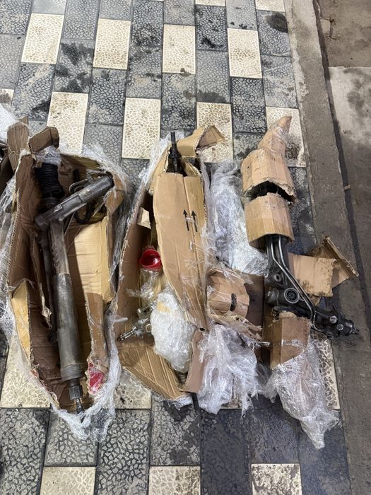 Рулевая  рейка на бмв Е39 Х5 Е53 Е60